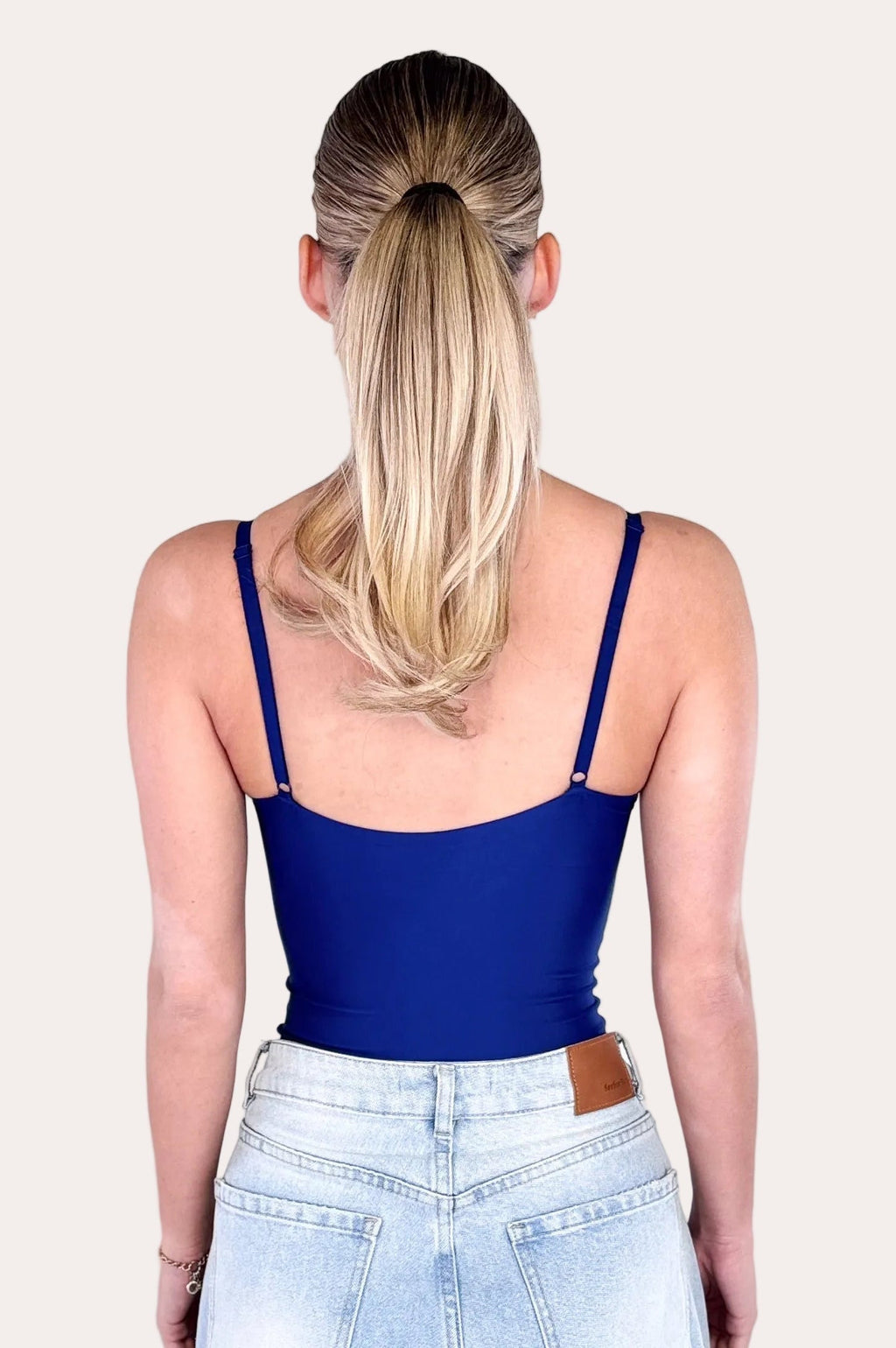 Anne & Rose | V-neck Body